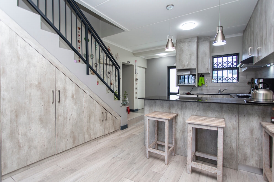 To Let 3 Bedroom Property for Rent in Zonnendal Western Cape